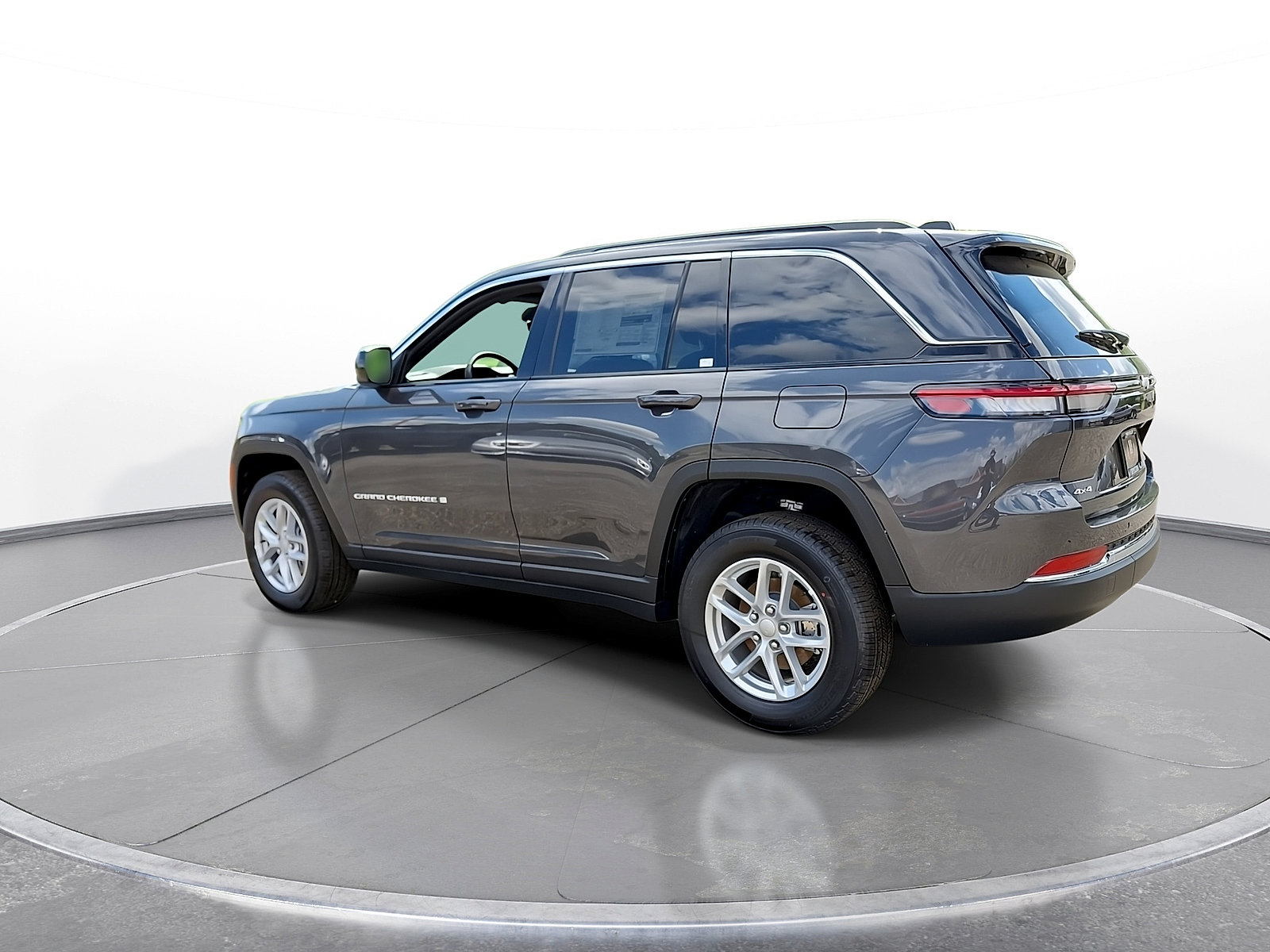 New 2026 Jeep Grand Cherokee Laredo X AWD/4WD image 6
