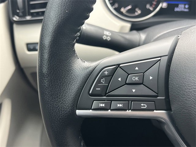 Used 2022 Nissan Rogue Sport SL image 13