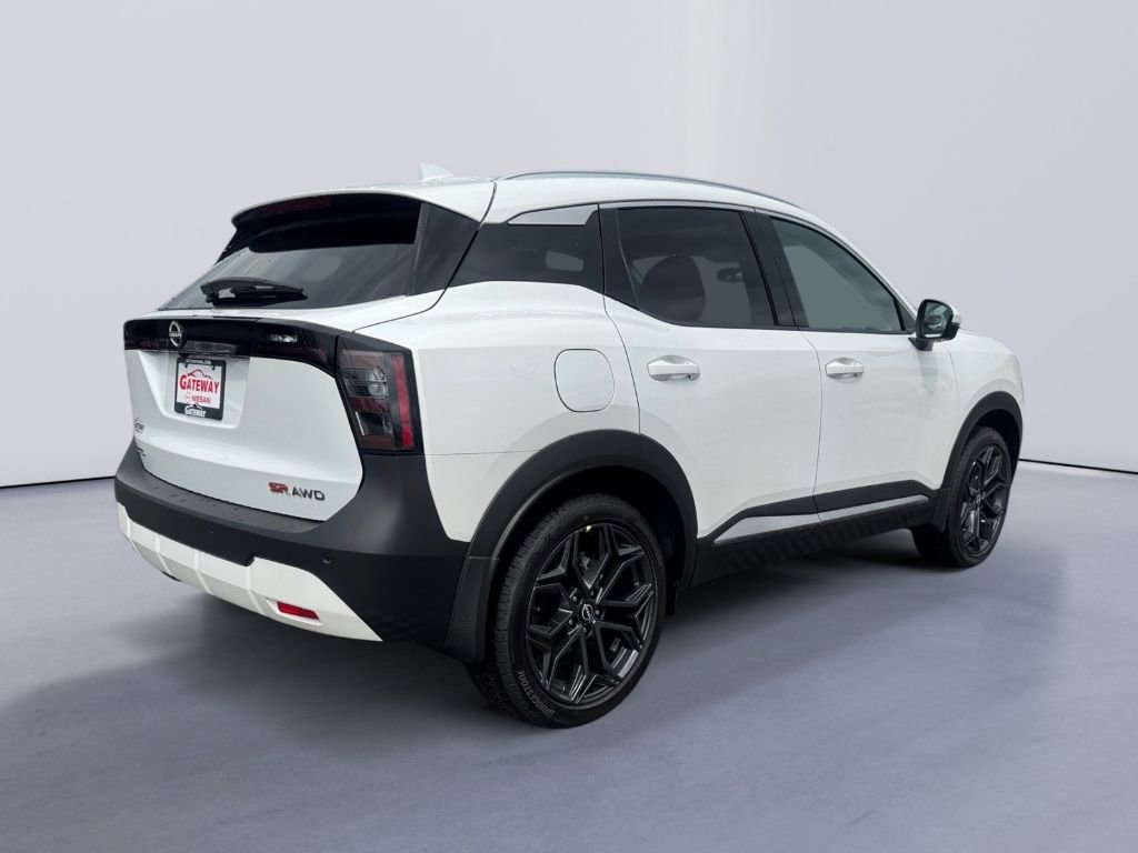 New 2025 Nissan Kicks SR w/ SR Premium Package image 5