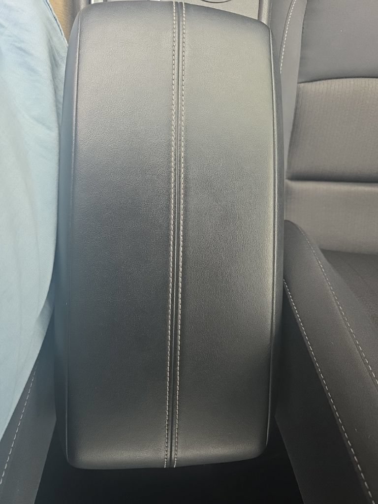 Used 2025 Nissan Altima 2.5 SV FWD image 27