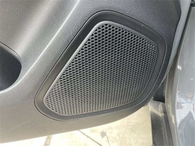 Used 2023 Hyundai Venue SEL image 22