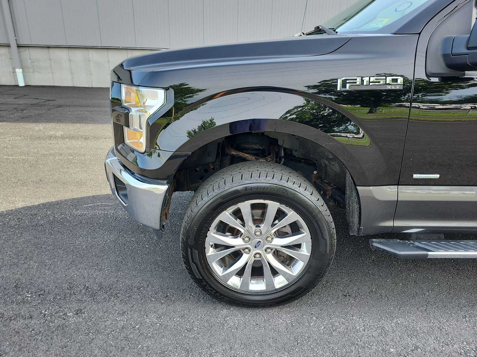 Used 2016 Ford F150 XLT w/ Equipment Group 302A Luxury AWD/4WD image 10