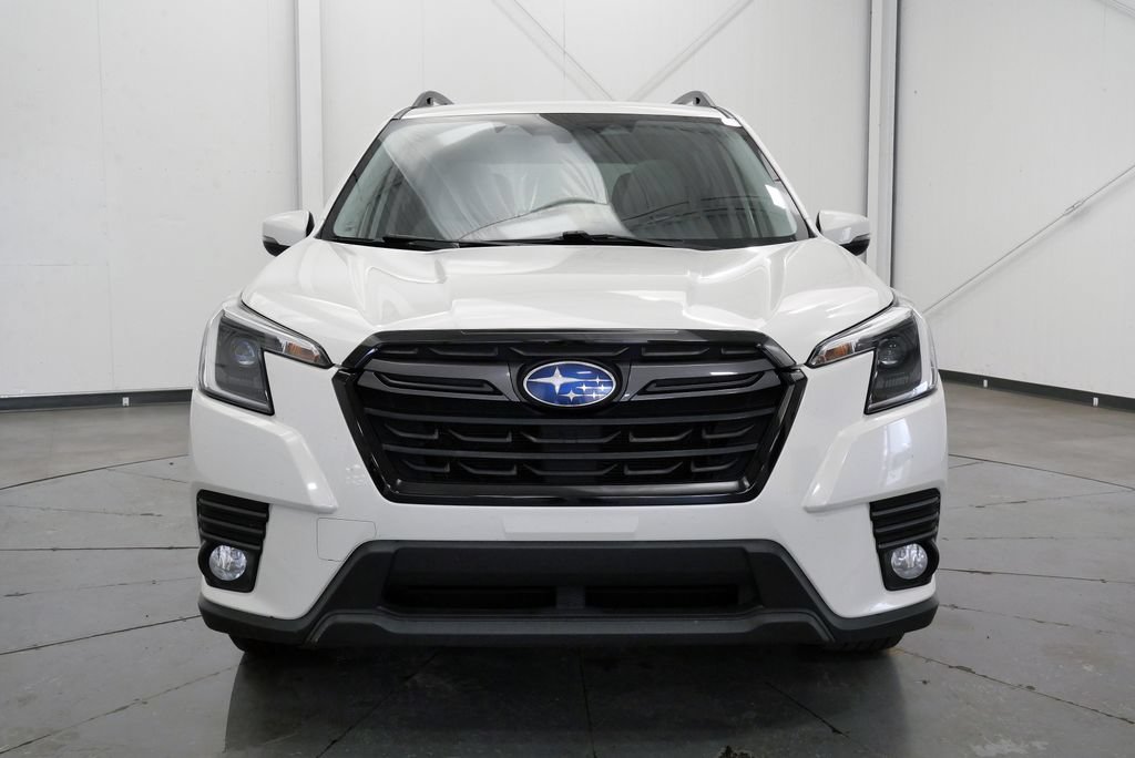 Used 2023 Subaru Forester Limited AWD/4WD image 40