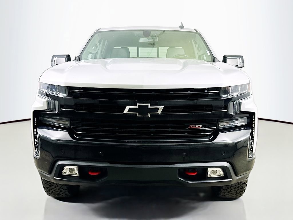 Used 2021 Chevrolet Silverado 1500 LT Trail Boss w/ Convenience Package II image 2