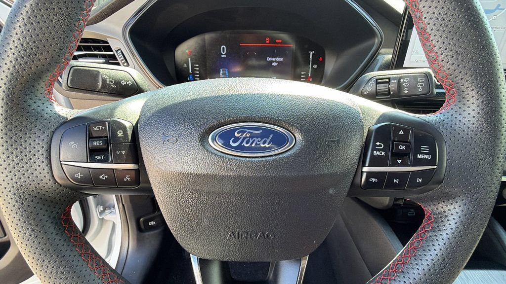 Certified 2023 Ford Escape ST-Line w/ Tech Pack #1 FWD image 17