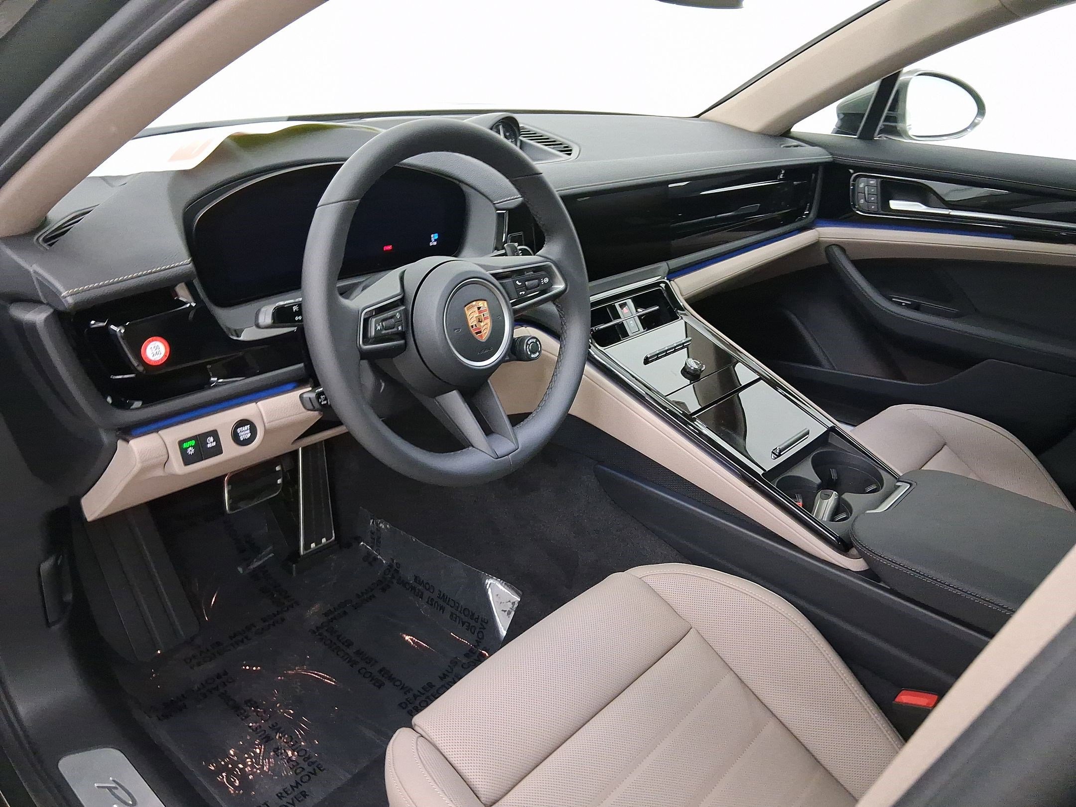 New 2026 Porsche Panamera 4 image 4