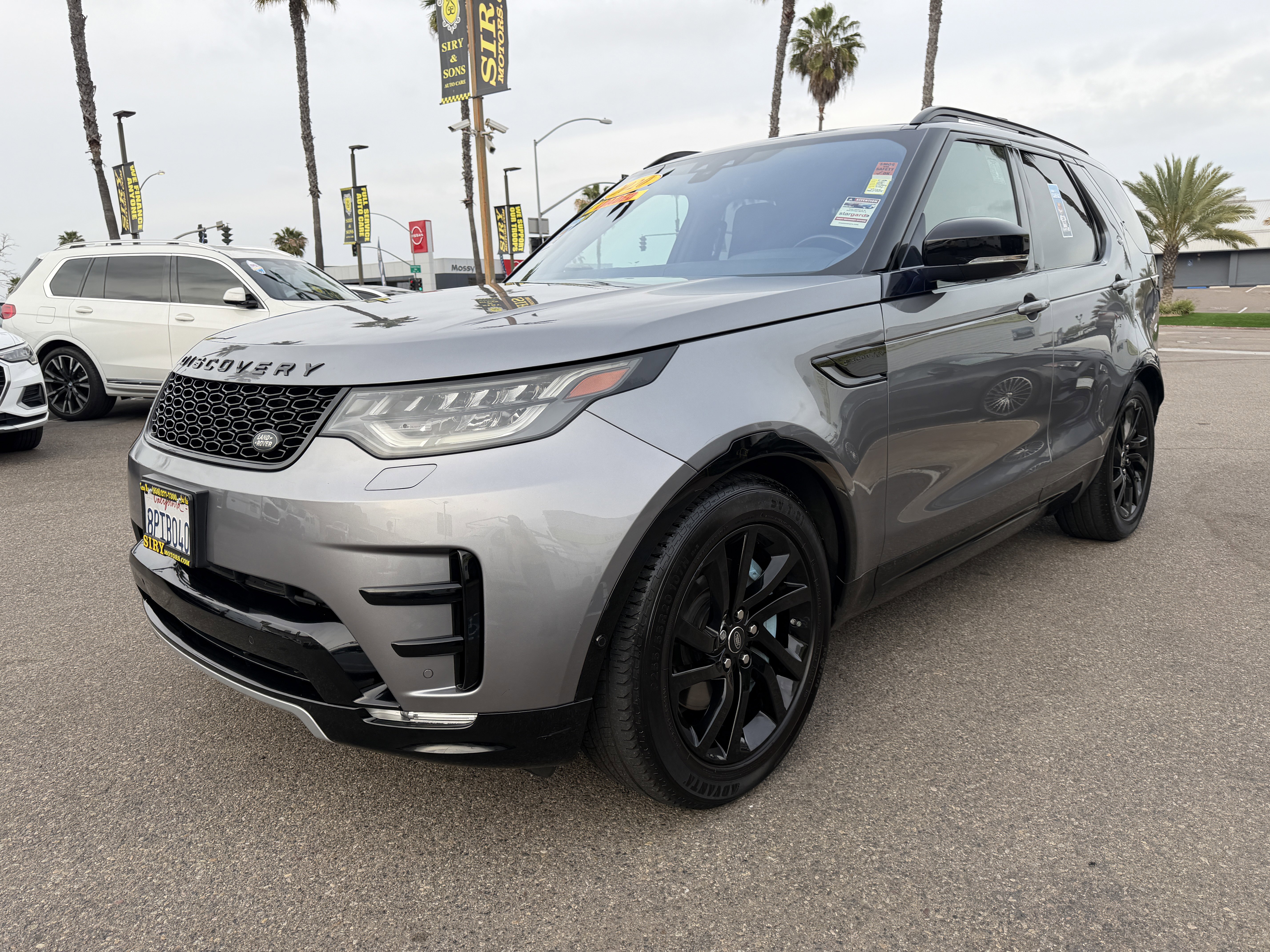 Used 2020 Land Rover Discovery Landmark AWD/4WD image 7