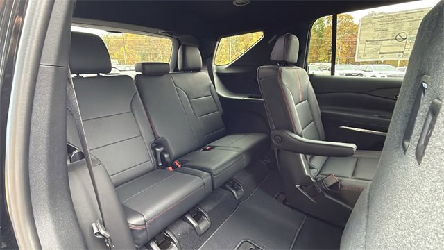 New 2026 Chevrolet Traverse RS w/ LPO, Floor Liner Package image 39