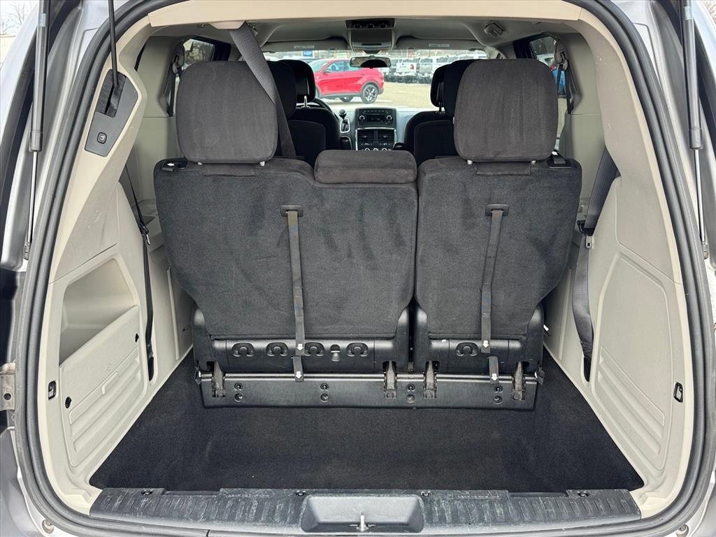 Used 2014 Dodge Grand Caravan SXT image 5