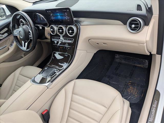 Used 2020 Mercedes-Benz GLC 300 w/ Parking Assistance Package image 20
