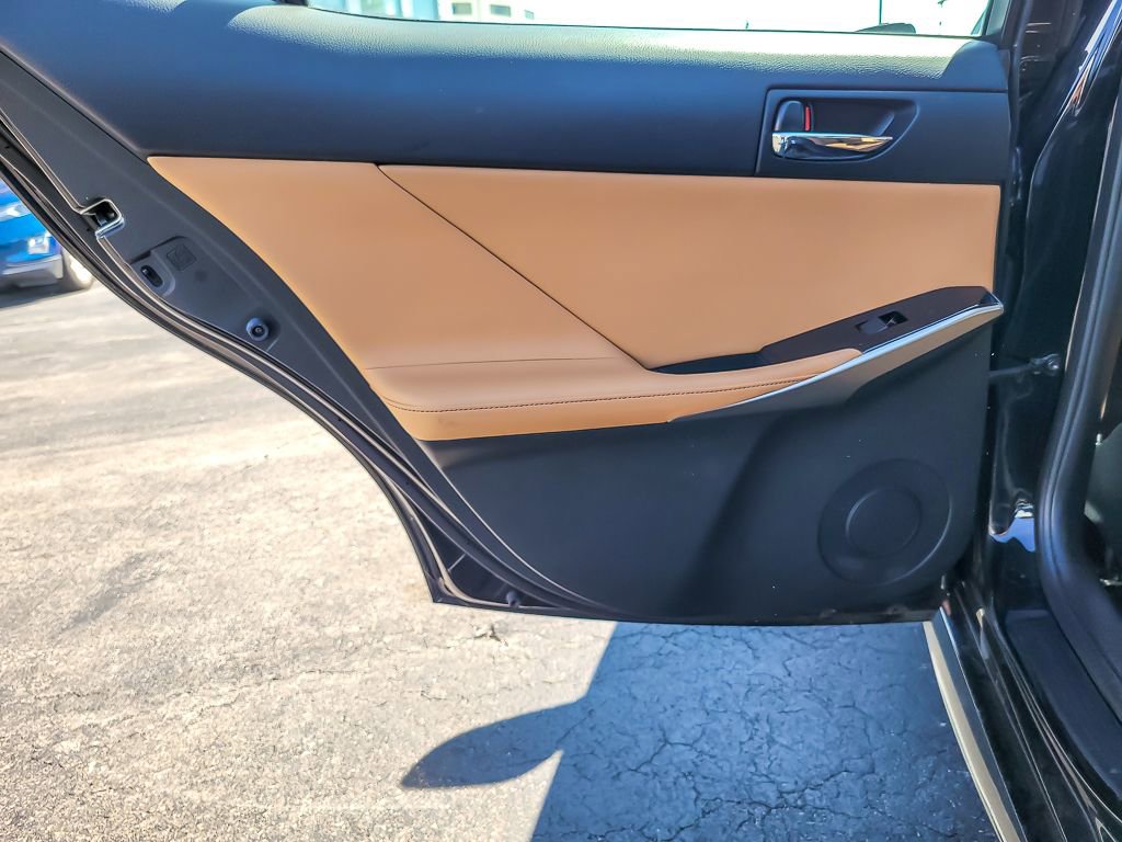 Used 2016 Lexus IS 300 AWD w/ Navigation System Package image 18