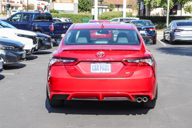 Used 2024 Toyota Camry SE w/ Convenience Package FWD image 11
