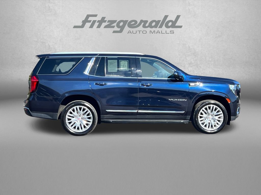 Used 2023 GMC Yukon SLT AWD/4WD image 3