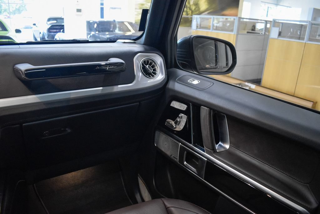 Used 2025 Mercedes-Benz G 63 AMG 4MATIC image 23
