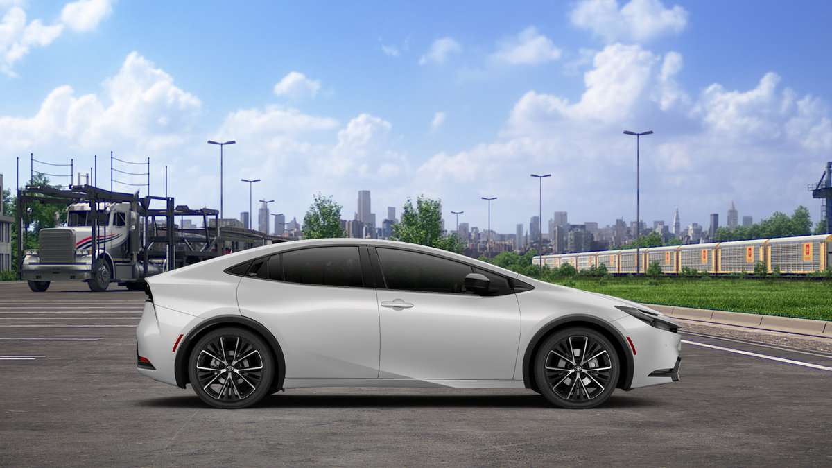 New 2027 Toyota Prius XLE FWD image 14