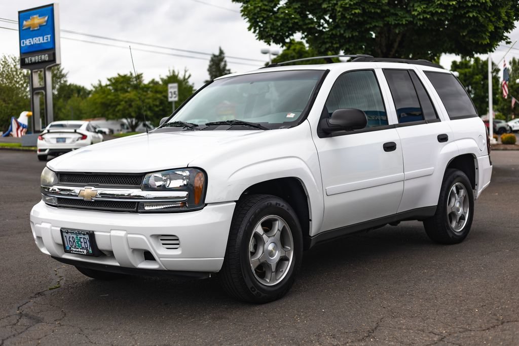 Used 2008 Chevrolet TrailBlazer 4WD image 4