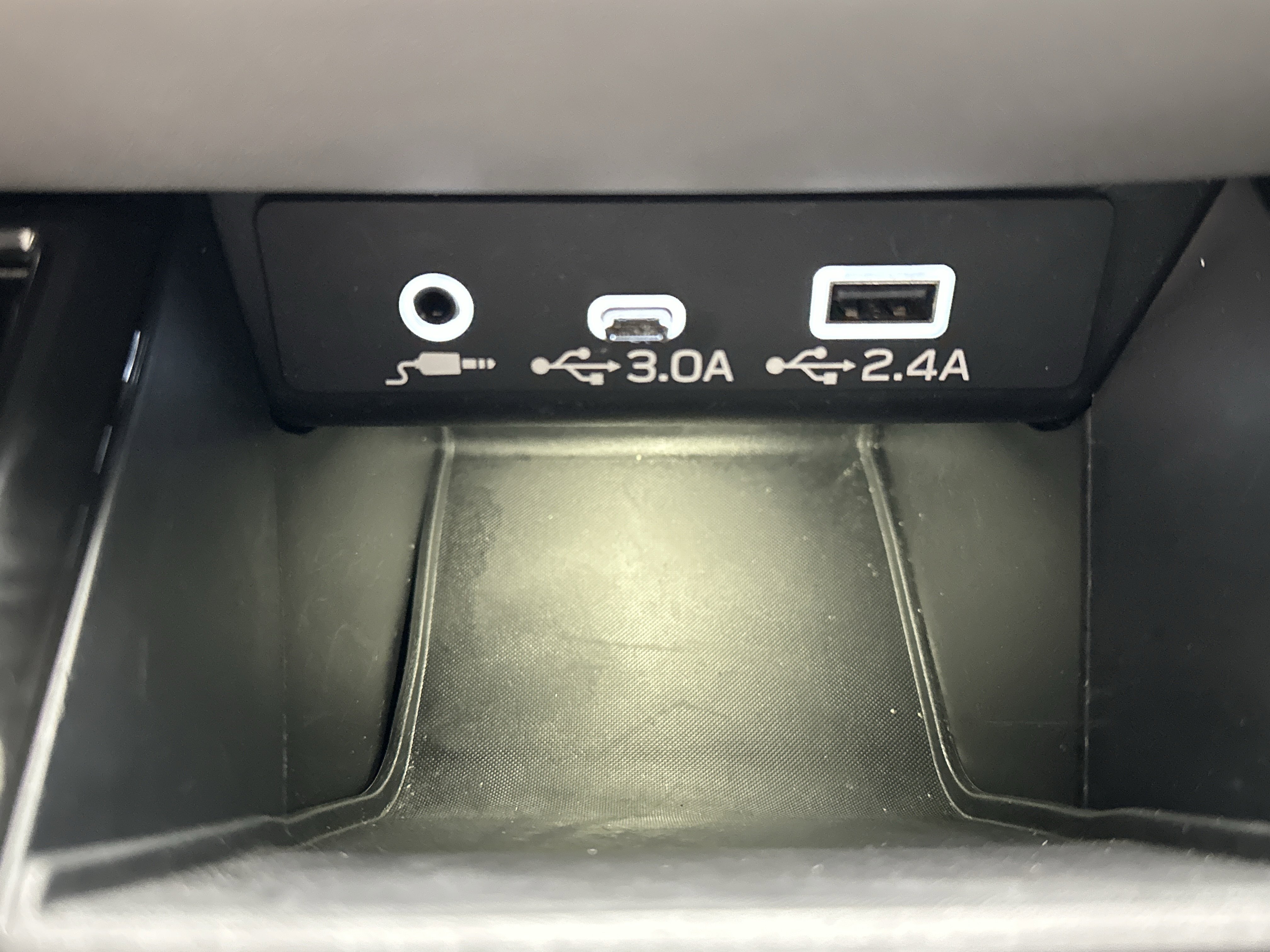 Used 2024 Subaru Outback Premium image 36