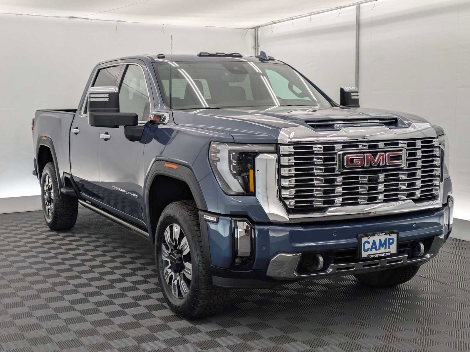 Used 2025 GMC Sierra 2500 Denali w/ Denali Reserve Package image 8