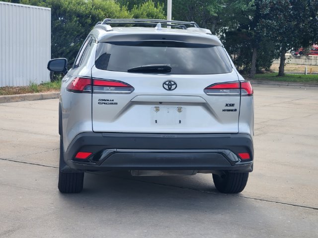 Used 2024 Toyota Corolla Cross AWD Hybrid w/ Convenience Package image 6
