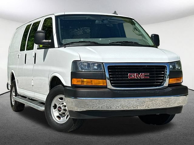 Used 2023 GMC Savana 2500 w/ Driver Convenience Package RWD image 2