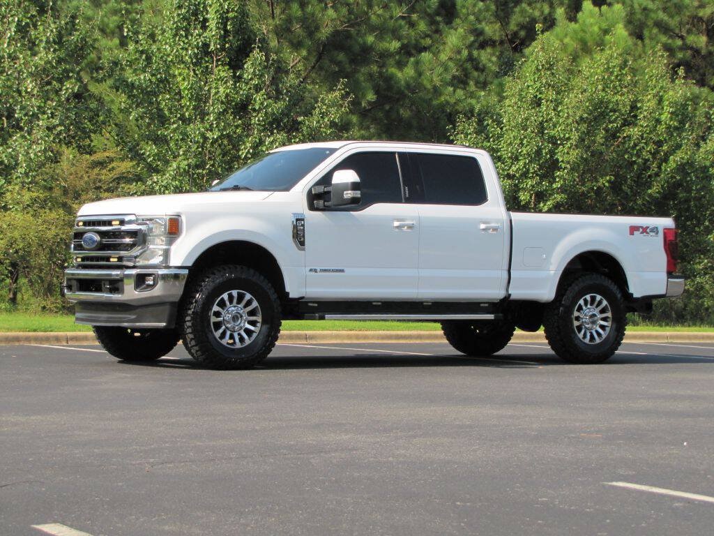 Used 2022 Ford F250 Lariat w/ Lariat Value Package AWD/4WD image 3