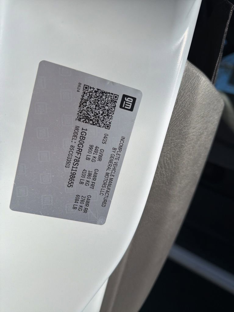 New 2025 Chevrolet Express 3500 w/ Power Convenience Package image 43