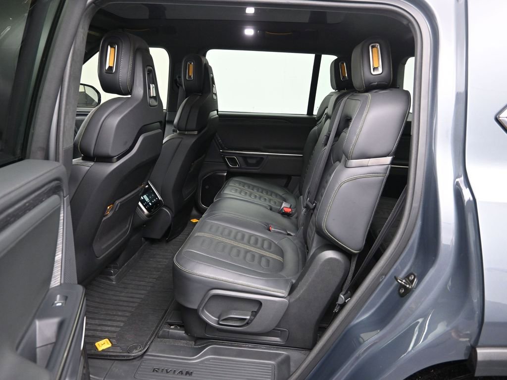 Used 2023 Rivian R1S Adventure AWD/4WD image 22