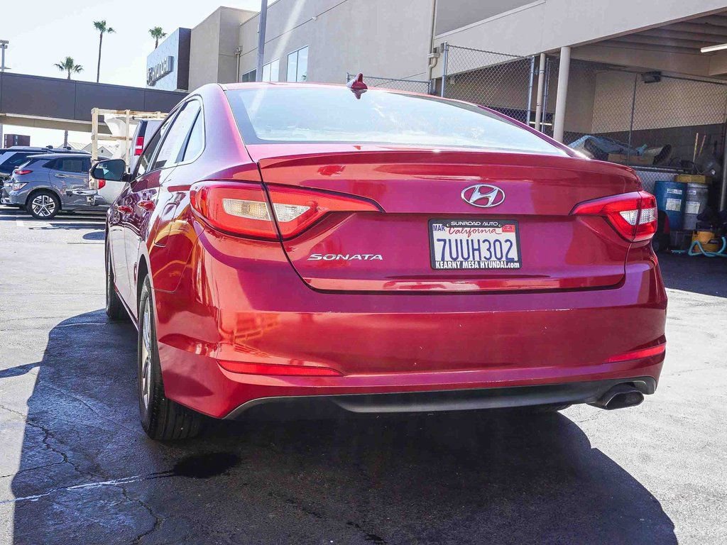 Used 2017 Hyundai Sonata SE image 4