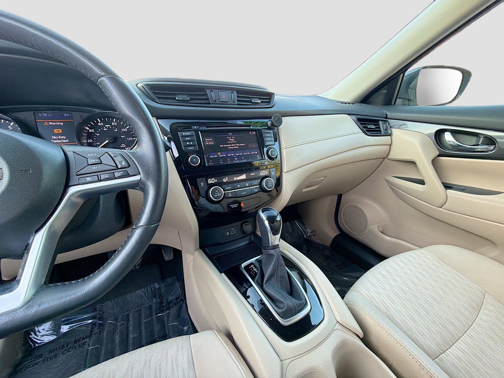 Used 2018 Nissan Rogue SV w/ Sun & Sound Touring Package image 26