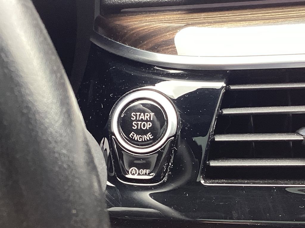 Used 2020 BMW 530i xDrive w/ Convenience Package image 43