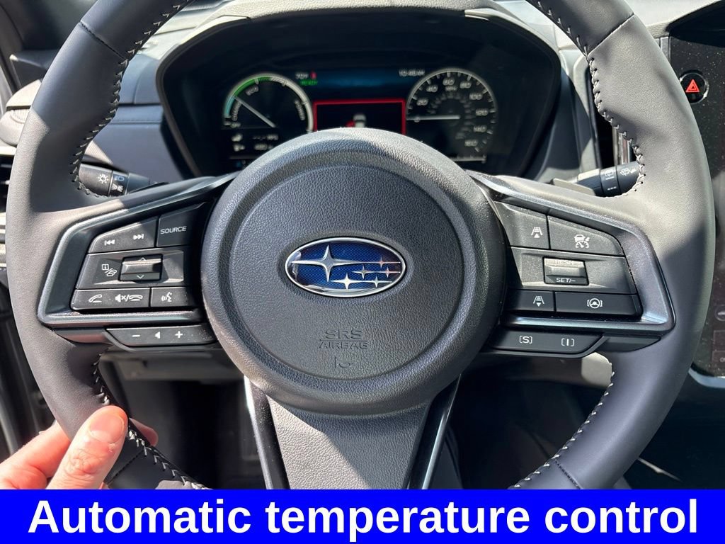 Used 2025 Subaru Forester Limited AWD/4WD image 17