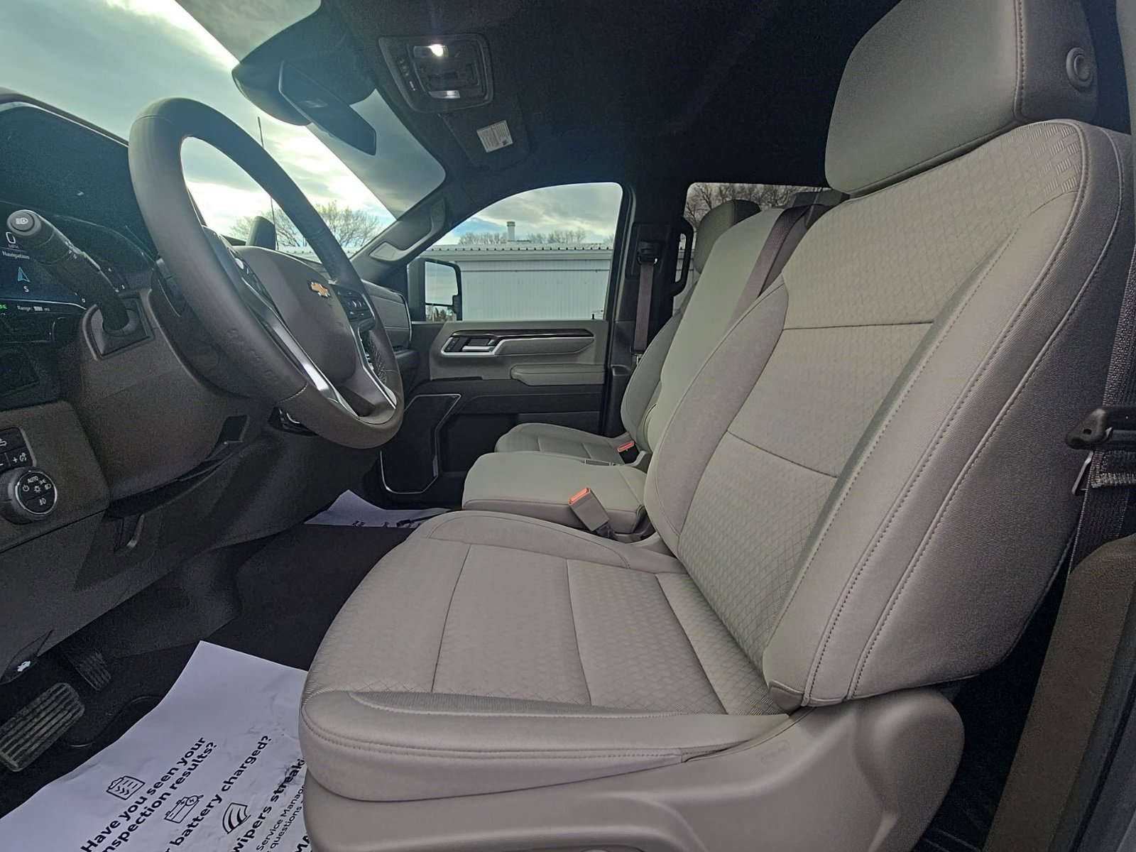 Used 2025 Chevrolet Silverado 2500 LT image 29