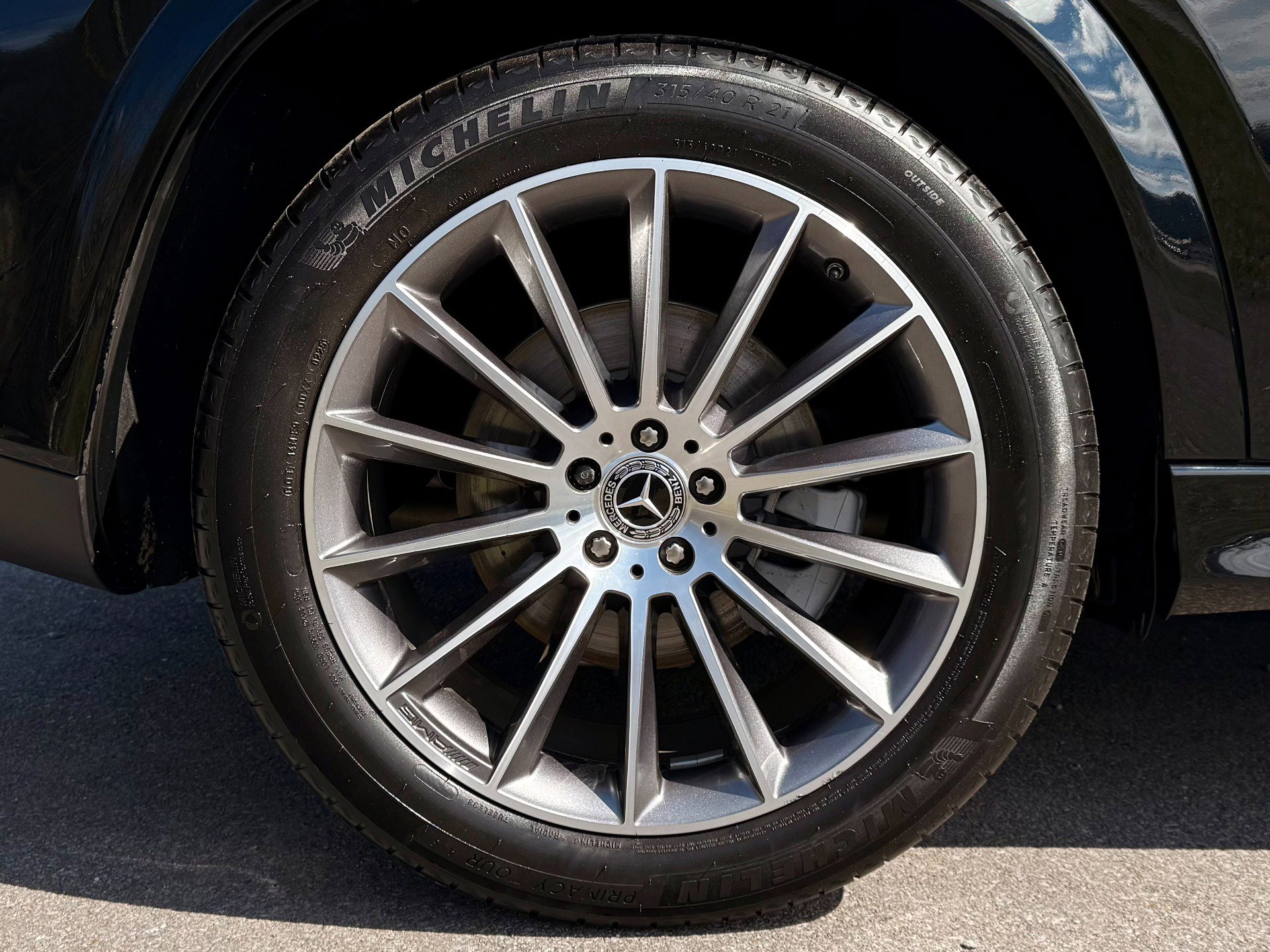 Used 2025 Mercedes-Benz GLE 580 4MATIC image 54