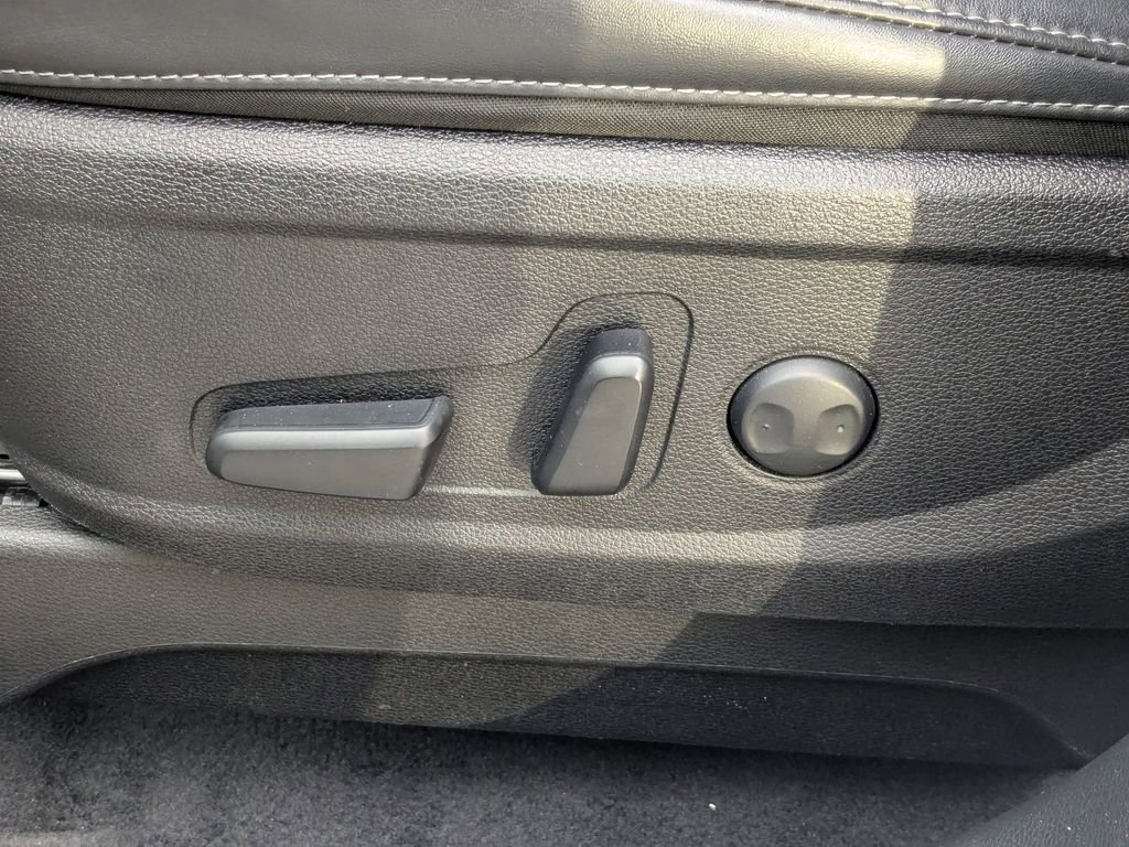 Used 2025 Kia Telluride S image 14