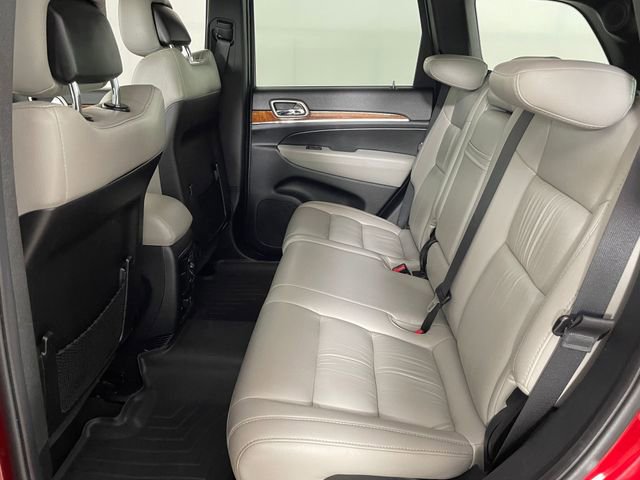 Used 2011 Jeep Grand Cherokee Limited w/ Luxury Group II AWD/4WD image 16