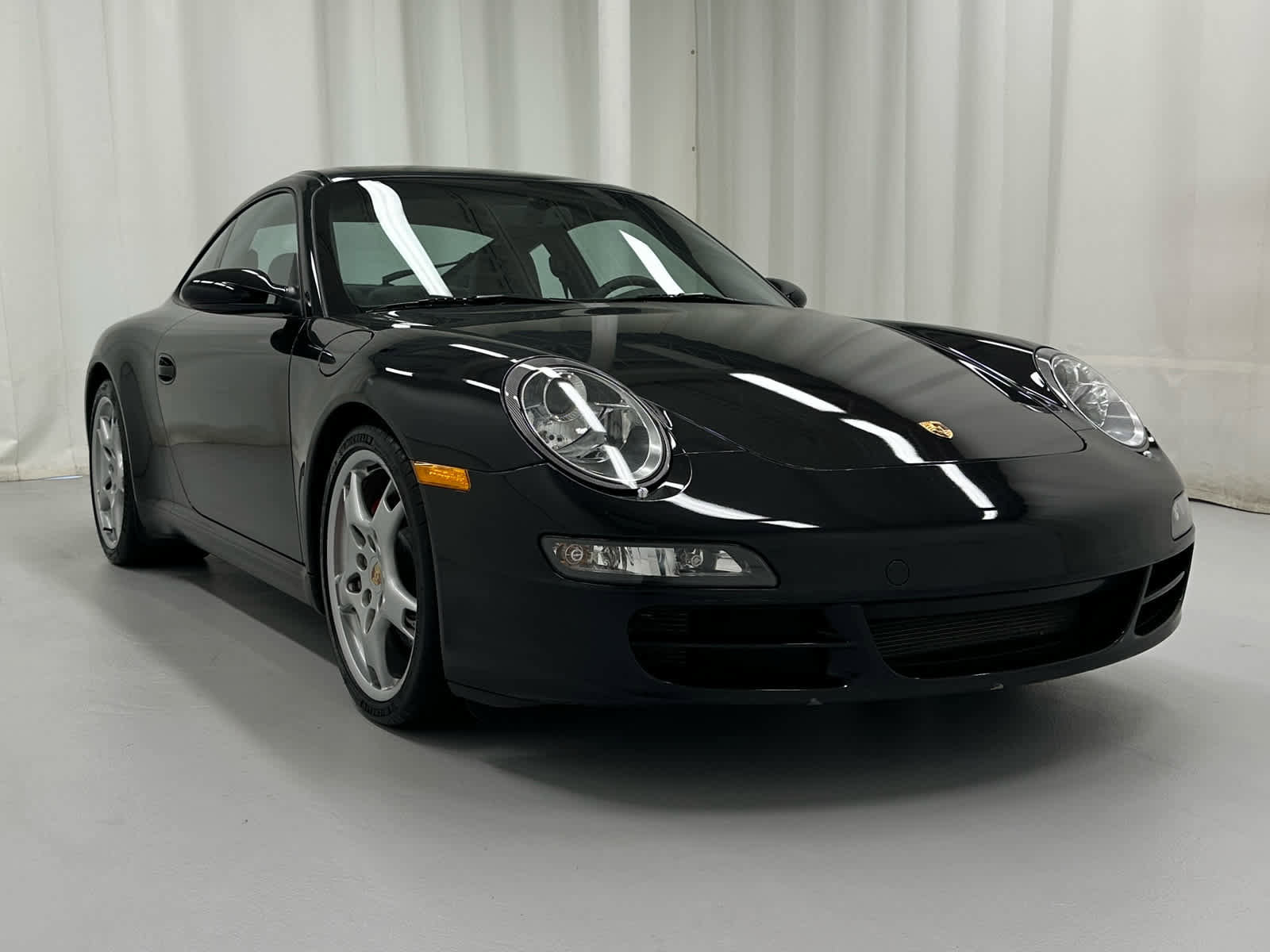 Used 2006 Porsche 911 Carrera S RWD image 2