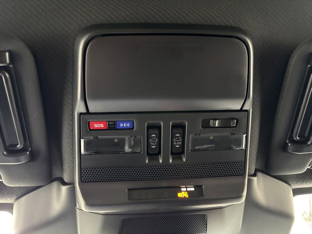 Used 2026 Subaru Outback Premium image 23