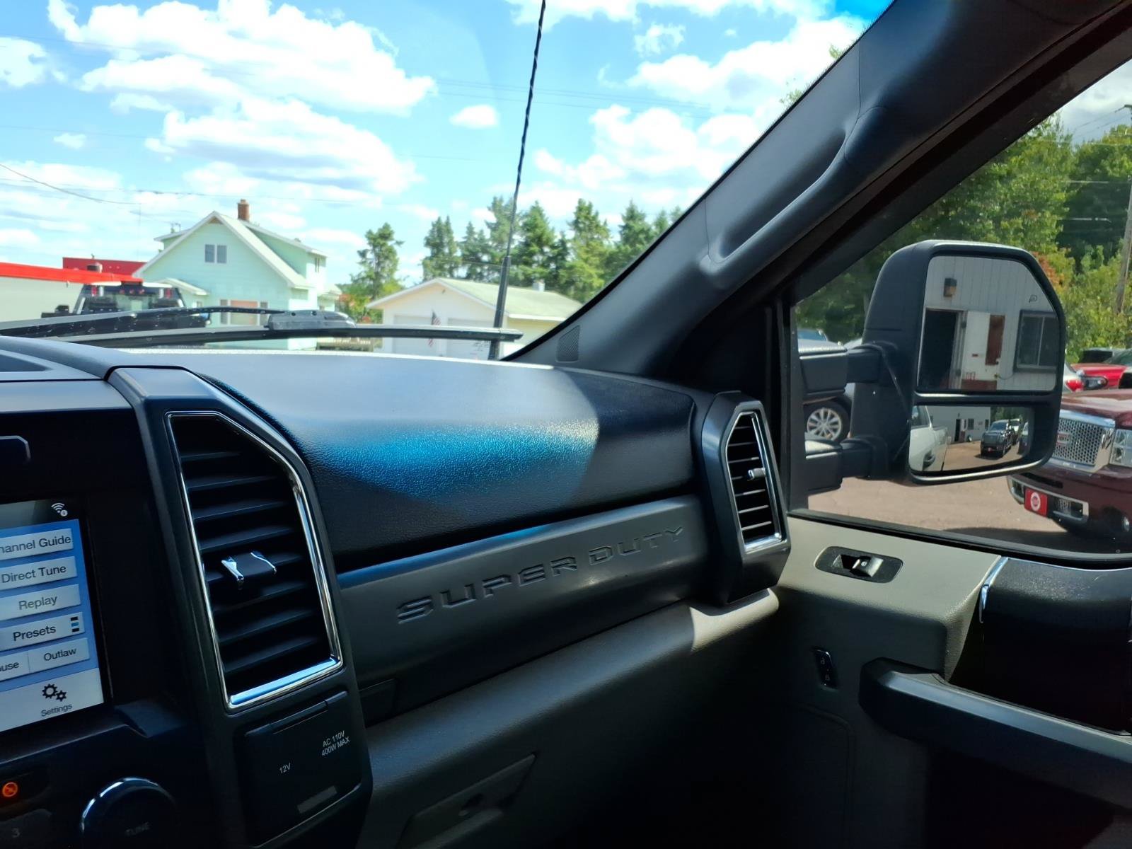Used 2018 Ford F350 XLT w/ XLT Value Package AWD/4WD image 18