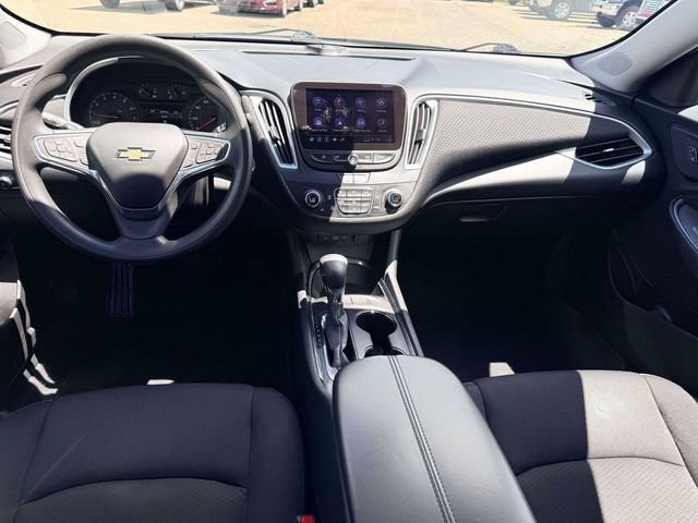 Used 2023 Chevrolet Malibu LT w/ Driver Confidence Package FWD image 15