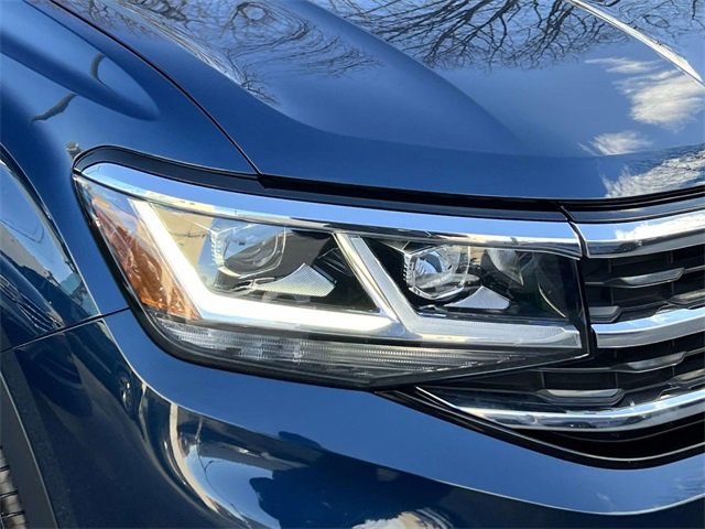 Certified 2022 Volkswagen Atlas Cross Sport SE image 10