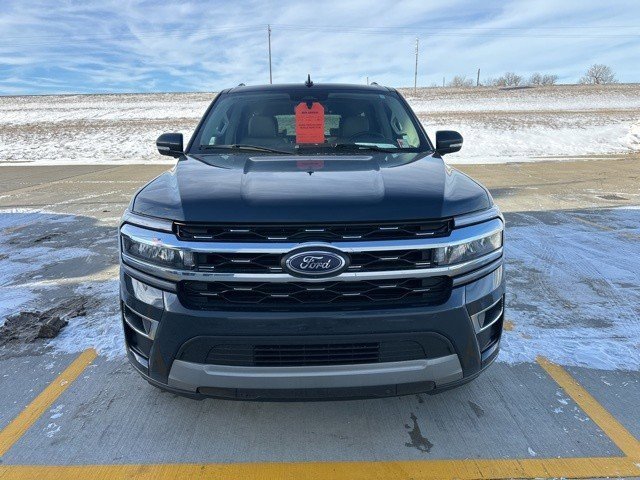 Used 2024 Ford Expedition Max Limited image 11