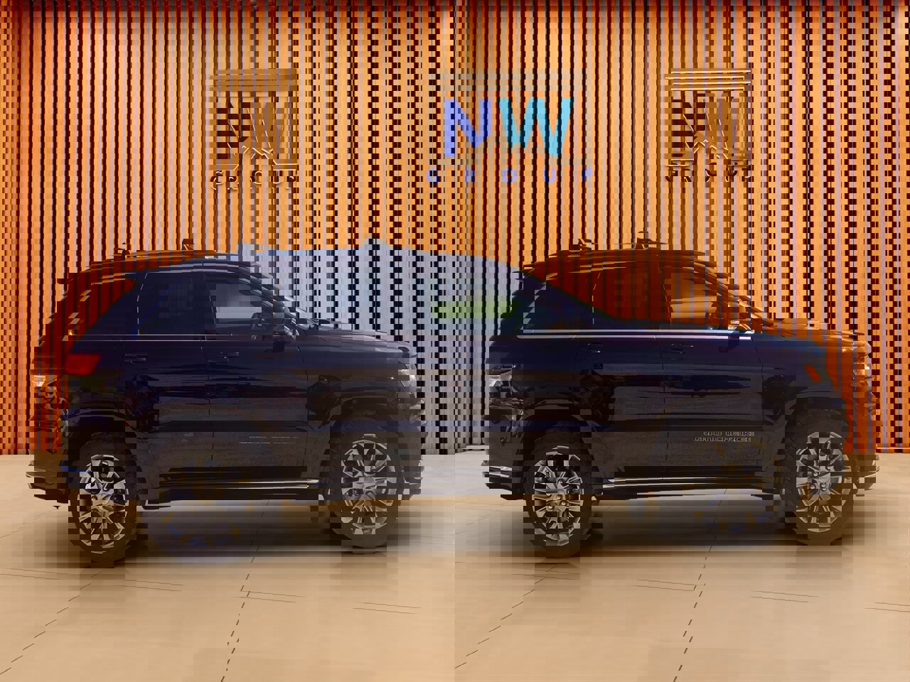 Used 2019 Jeep Grand Cherokee Summit w/ Platinum Series Group image 34