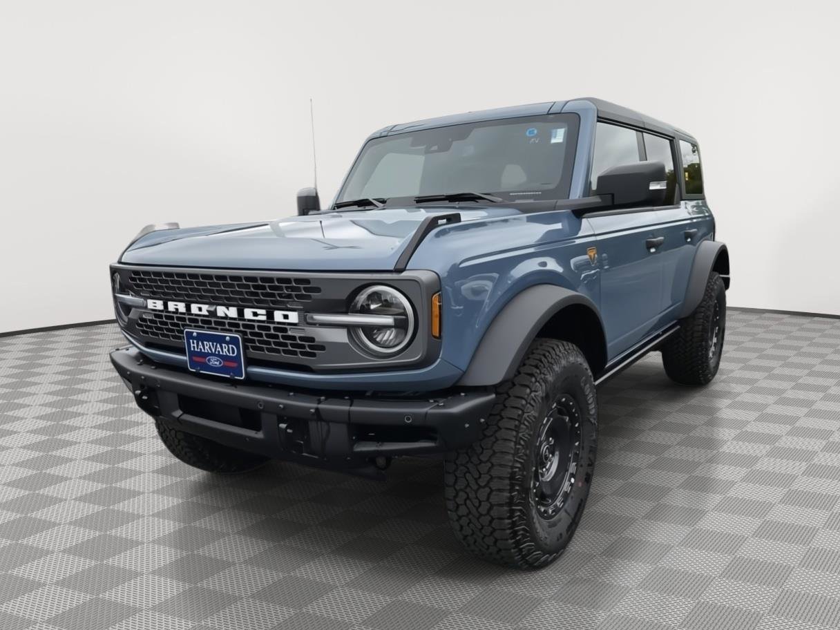 New 2025 Ford Bronco Badlands image 2