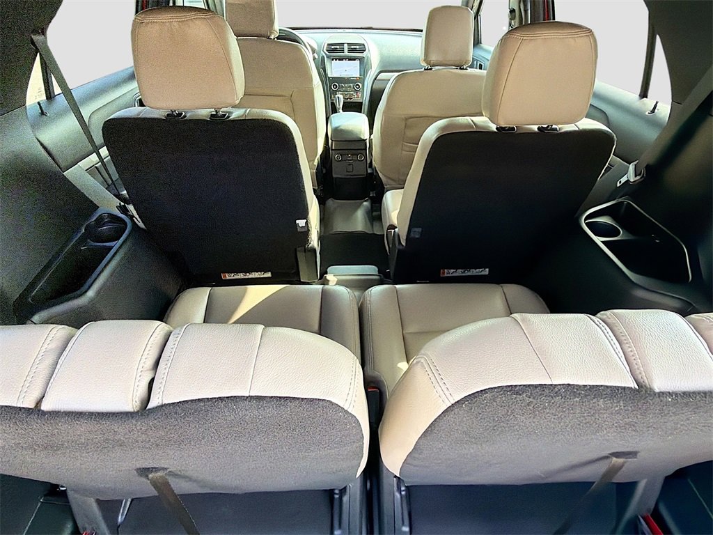 Used 2019 Ford Explorer XLT w/ Equipment Group 202A image 28