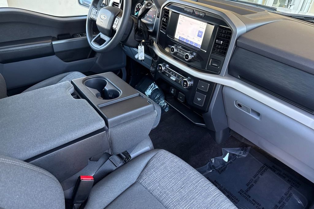 Used 2021 Ford F150 XLT image 12
