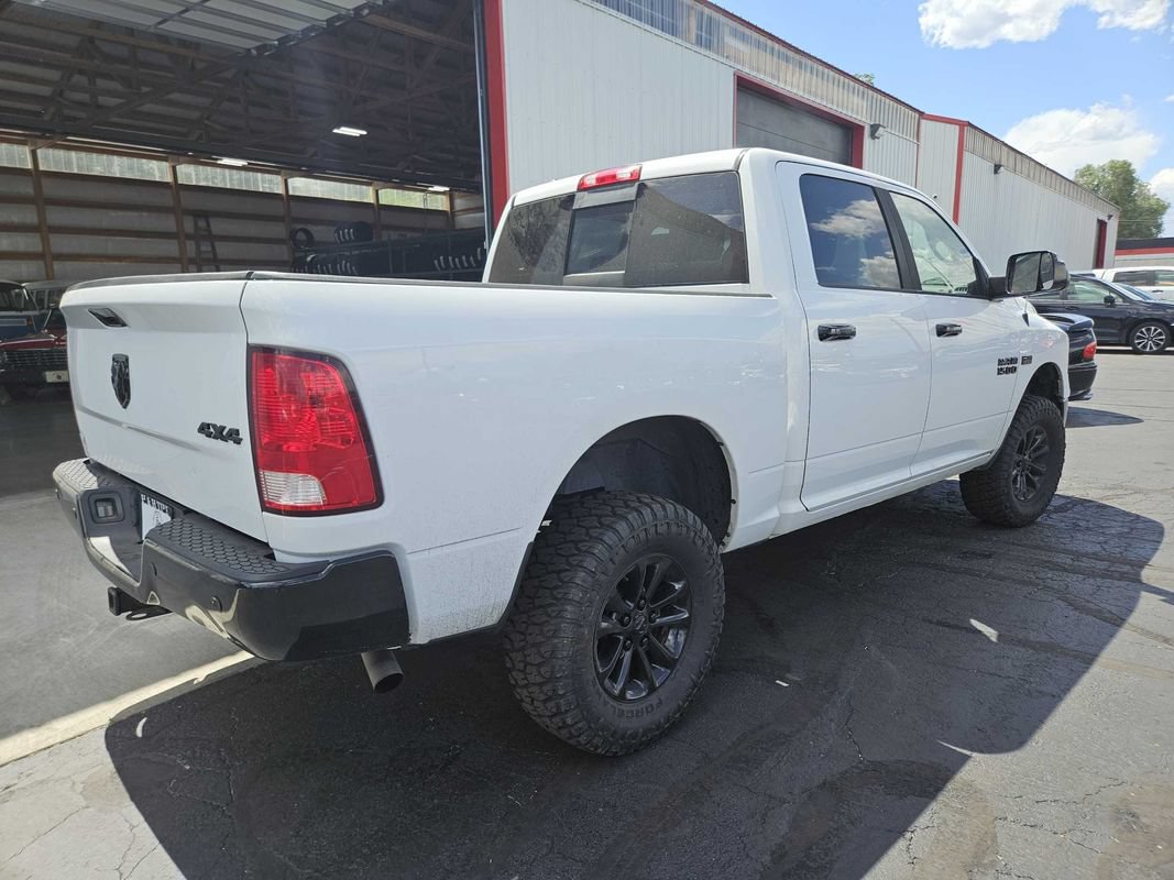 Used 2015 RAM 1500 Classic SLT w/ Luxury Group AWD/4WD image 8