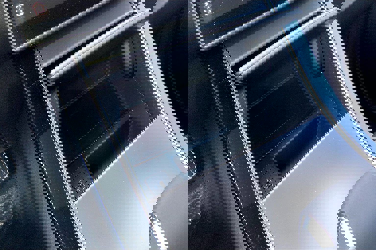 Used 2025 Land Rover Range Rover Velar Dynamic SE image 32