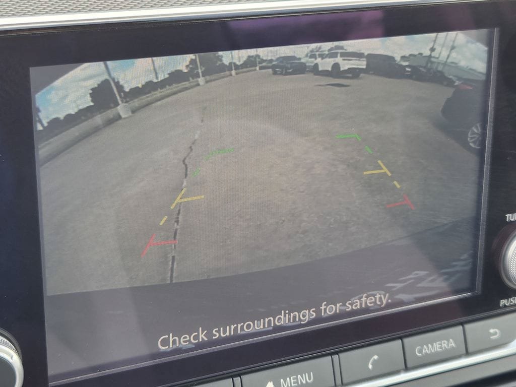 Used 2025 Nissan Altima 2.5 SV FWD image 18