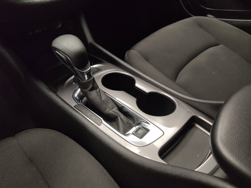 Used 2023 Chevrolet Malibu LS FWD image 26