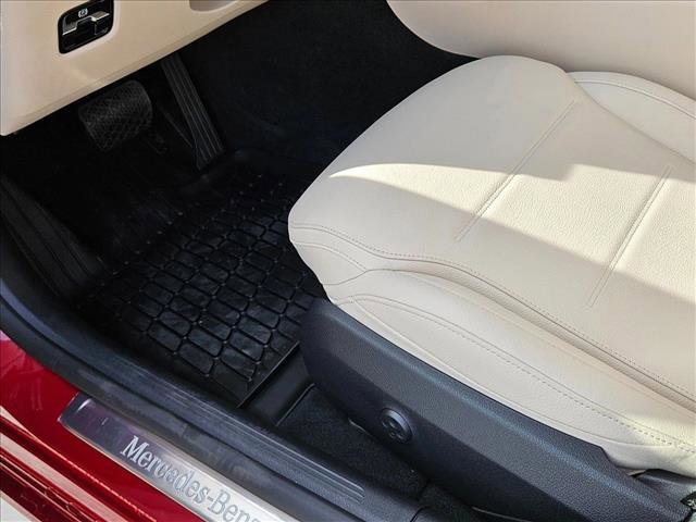 New 2025 Mercedes-Benz C 300 4MATIC Sedan image 4